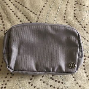 Lululemon Everywhere Belt